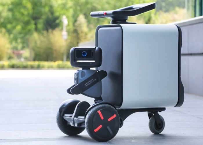Loomo-Go-Delivery-Robot