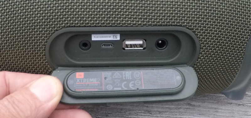 JBL Xtreme 2 waterproof port